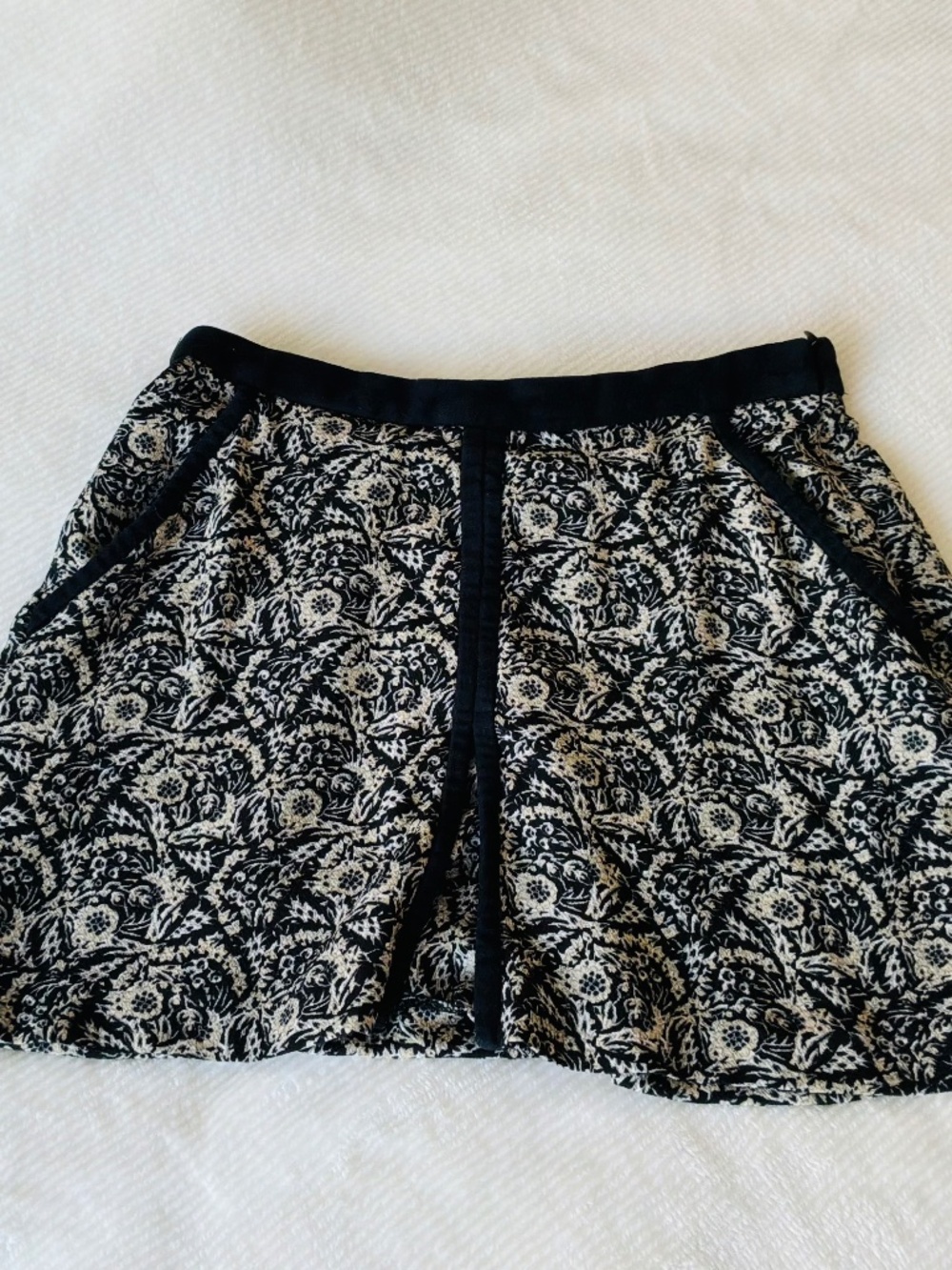 Zara Trafaluc Paisley Print Front Seam Skort Mini Skirt Size XS